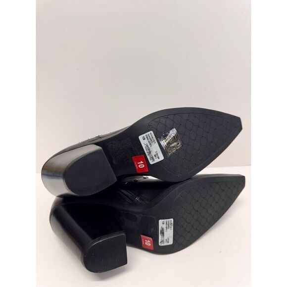 Arezzo Boots Size 10B Black Leather Block Heel Studded Booties Side Zip NEW - Picture 10 of 10